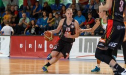 Hradecké basketbalistky vydřely výhru v Brně