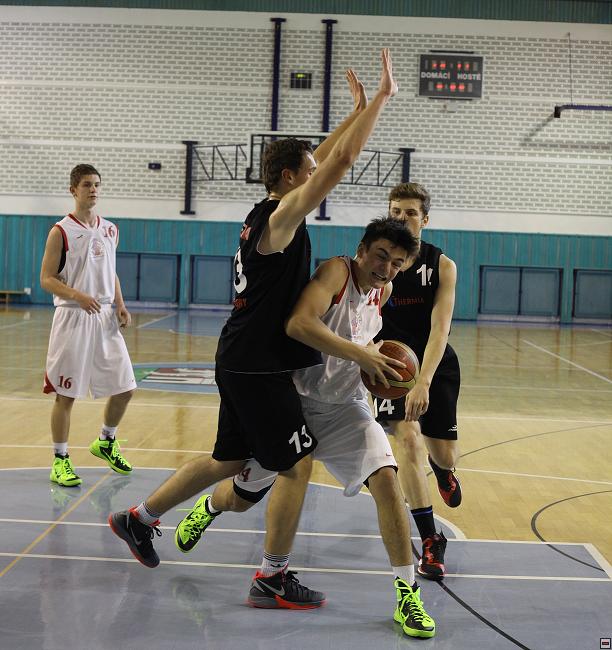 141018_u19b-kv_044