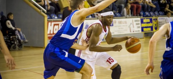 Lions předvedli nevídaný obrat, Opava smetla Pardubice