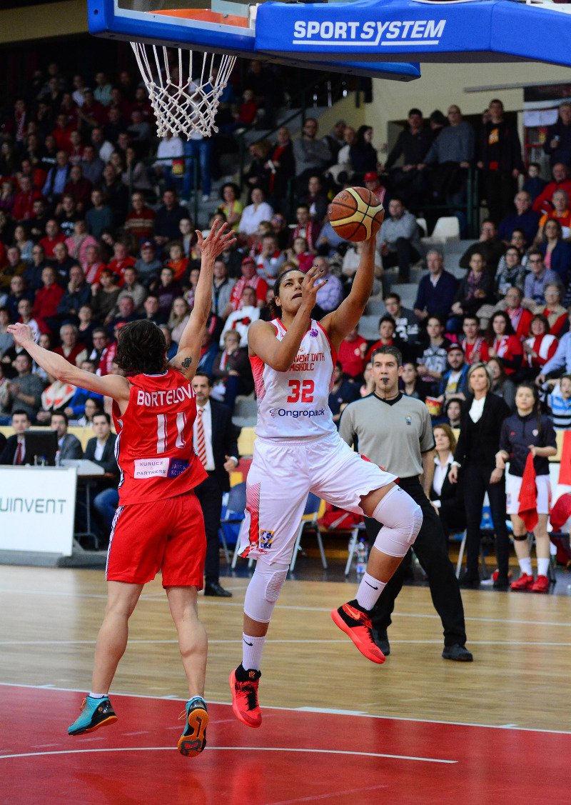 Alyssia Brewer (Aluinvent Miskolc)
