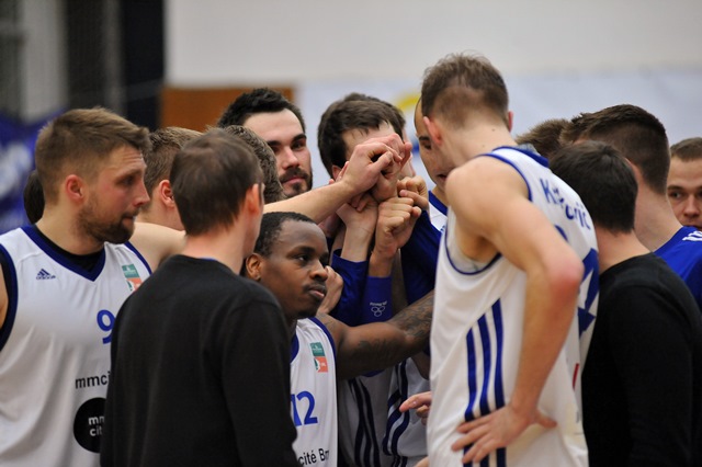 Basket_Brno_hloucek_zdroj_basketbrno_cz