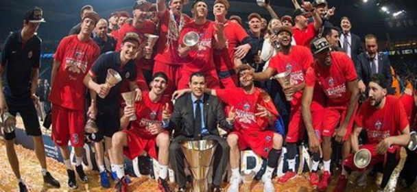 Navzdory kolapsu slaví v Eurolize titul CSKA Moskva