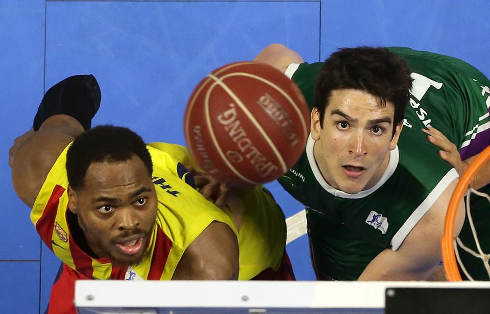 Deshaun Thomas, Carlos Suarez