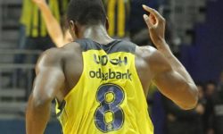 Fenerbahce si z Vitorie odvezlo ostudnou porážku