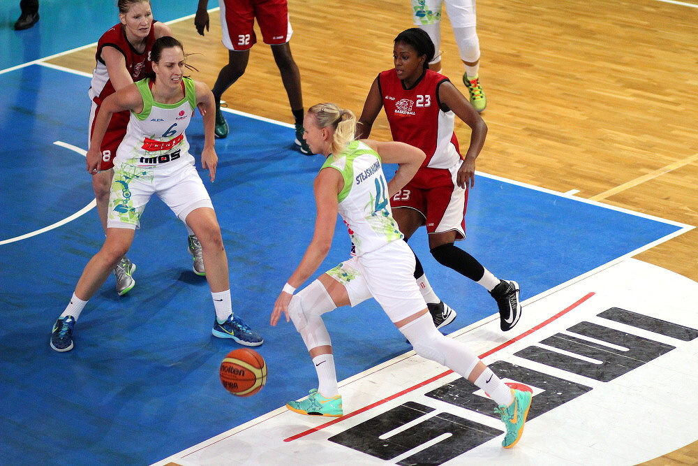 IMOS_Brno_Nymburk_souboj_zdroj_bkzabiny_cz