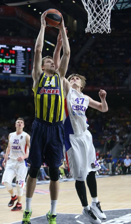 Jan Vesely, Andrej Kirilenko