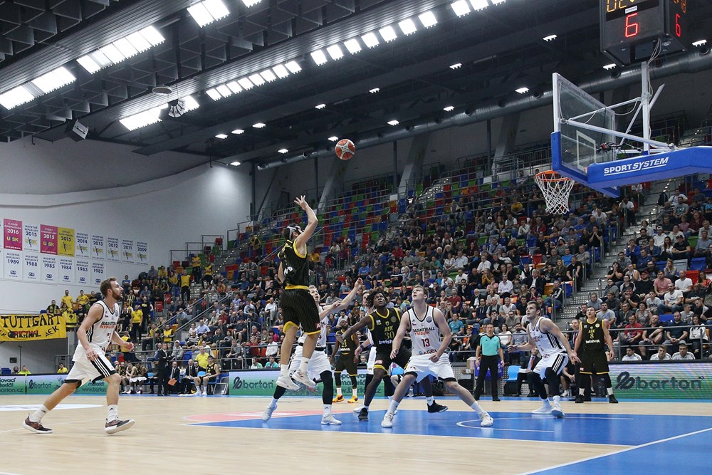 NBK_AEK