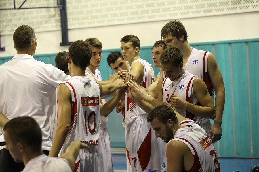 Nymburk_B_muzi_pokrik_zdroj_basket-nymburk_cz