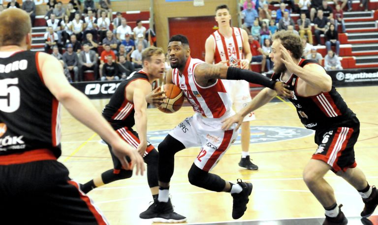 Pardubice - Svitavy (Spearman vs. Kerr)