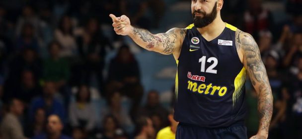 Do Final Four jde i Baskonia a Fenerbahce