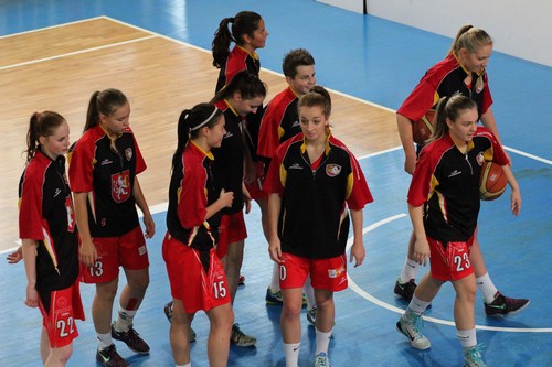 U17_Hradec_Kralove_kadetky_ZDROJ_Dorkybrno.webnode.cz