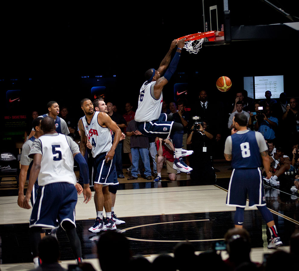 USA_LeBron_James_dunk__Tim_Shelby_fromArlington_wikimedia_commons