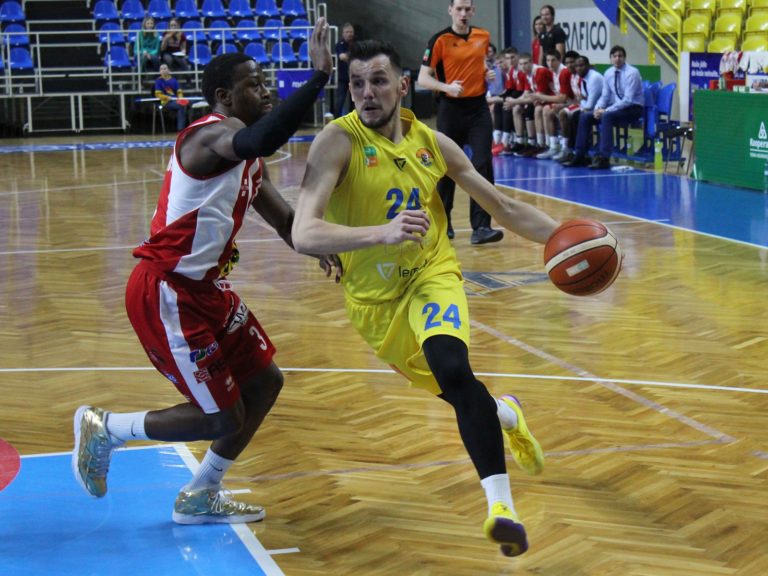 Williams vs. Šiřina
