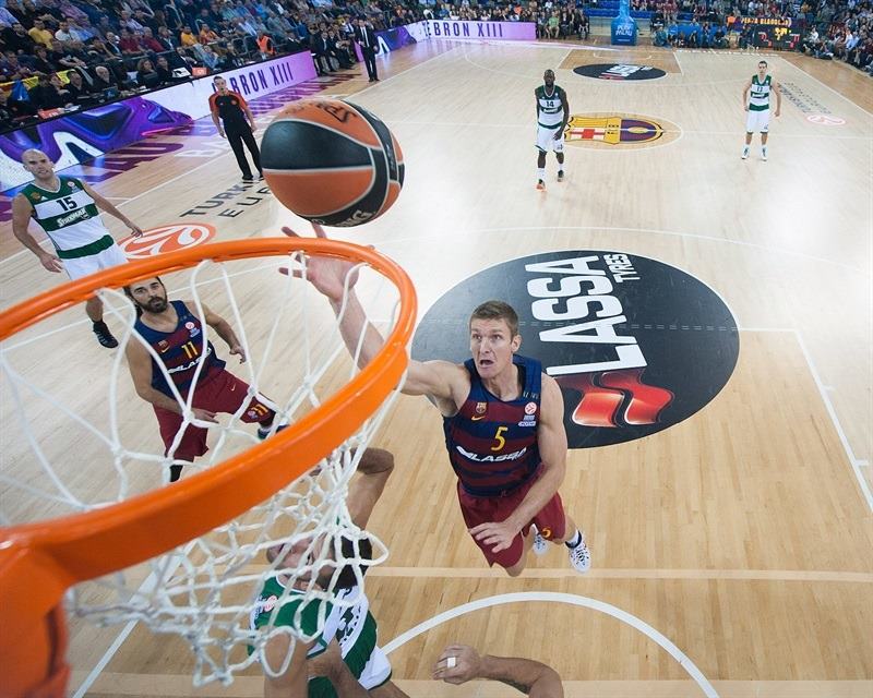 justin-doellman-fc-barcelona-lassa-eb15