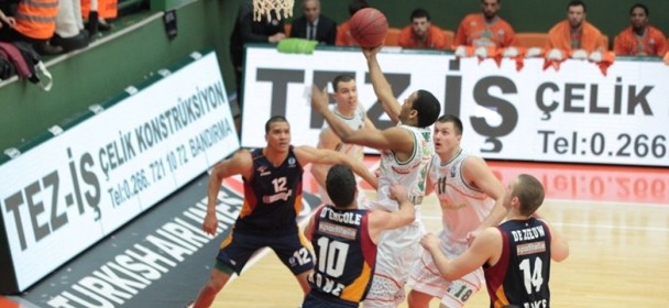 V Eurocupu odstartovaly boje v play off