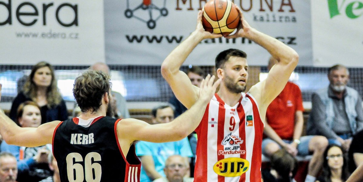 Švrdlík vs. Kerr